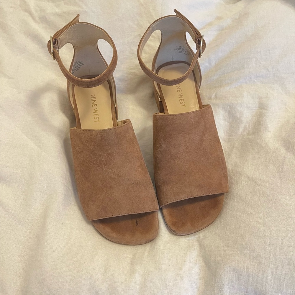 Nine West open toe shoes. Size 6. Worn twice. Excellent condition